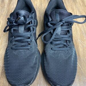 Women’s Black Nike Down Shifter Running sneakers Size 7.5 Black